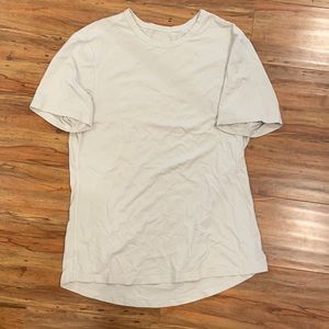 Lululemon 5 year white tee